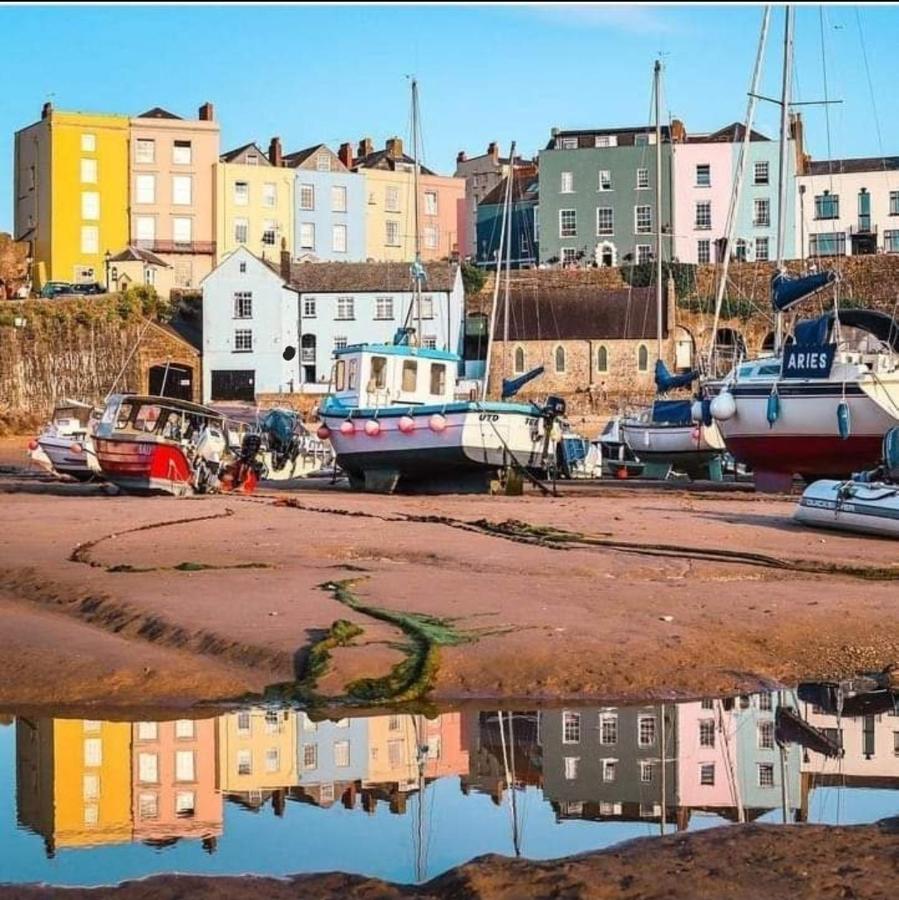 Sea Crest, Beautiful Home In Tenby With Sea Views 外观 照片