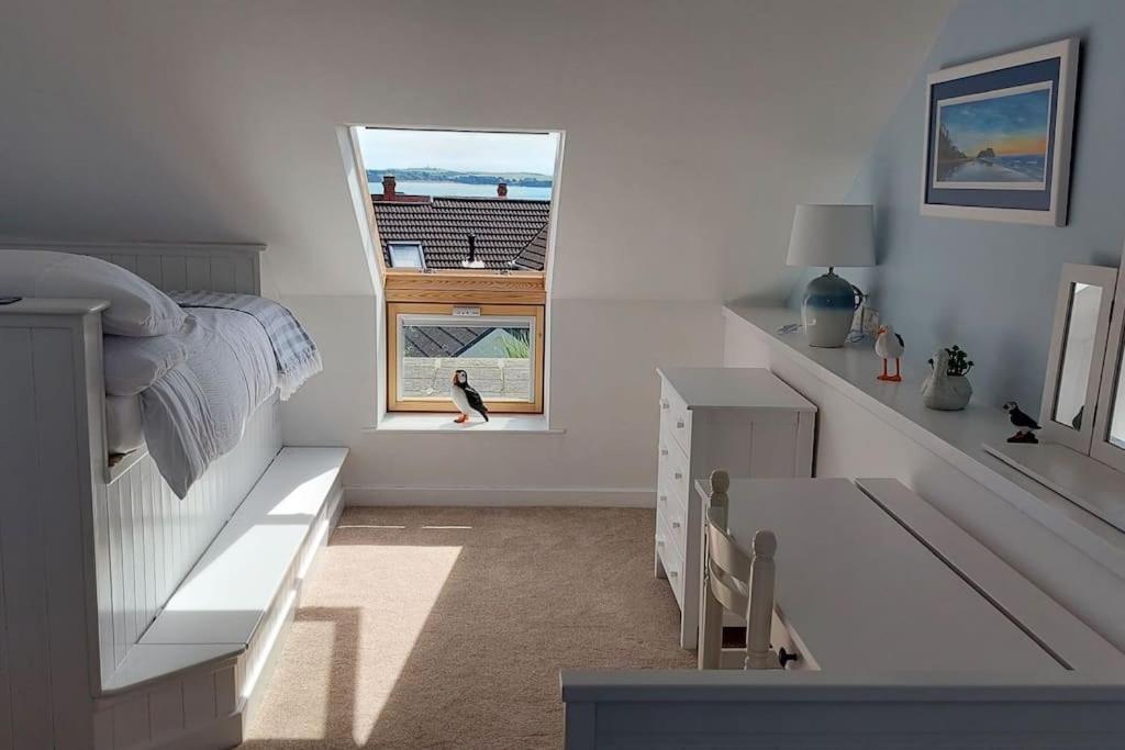 Sea Crest, Beautiful Home In Tenby With Sea Views 外观 照片